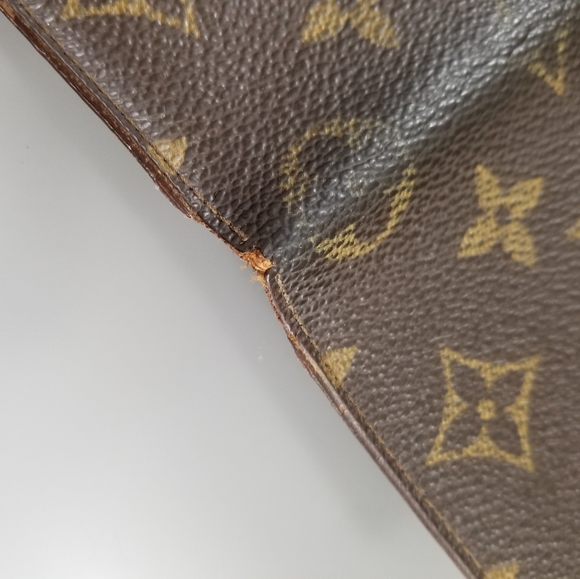 LOUIS VUITTON Vintage Classic Mini Bifold wallet Monogram Signature - Picture 7 of 16